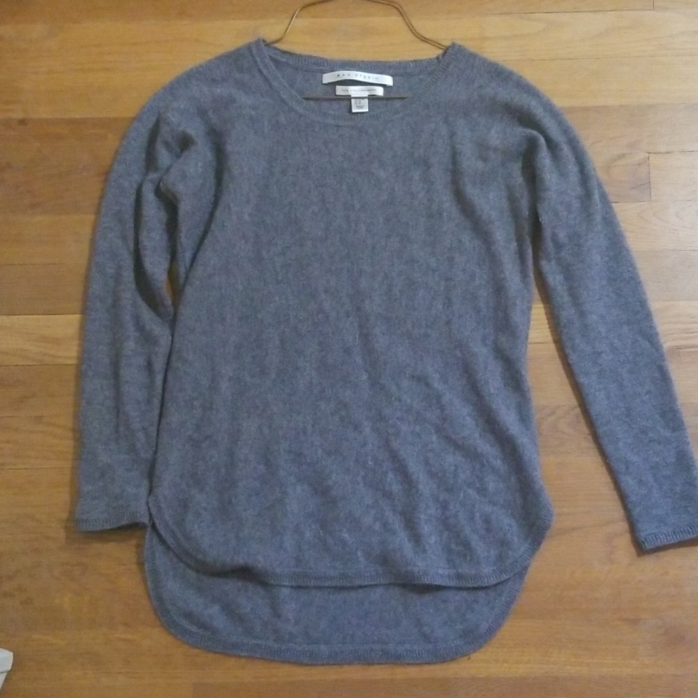 XS Max Studio 2 Ply cashmere sweater